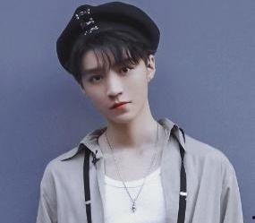 圈内人爆料王俊凯,揭秘明星背后的真实故事  第1张